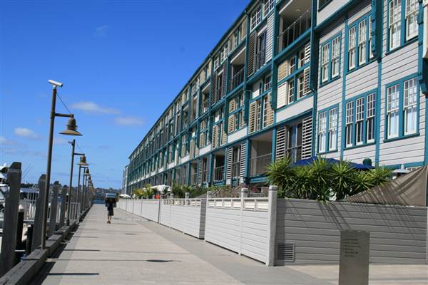 Woolloomooloo - Finger Wharf (10/03/2013 11:29:38 PM)
