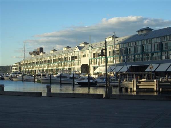 Woolloomooloo - Finger Wharf (10/03/2013 11:30:08 PM)