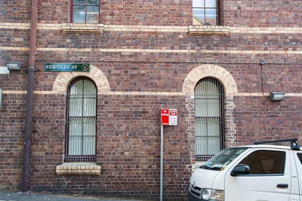 SURRY HILLS - PERIOD (11/03/2013 12:54:12 PM)
