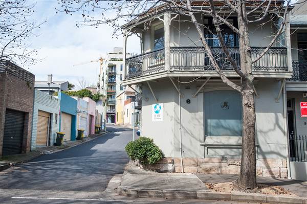 SURRY HILLS - PERIOD (11/03/2013 12:59:12 PM)
