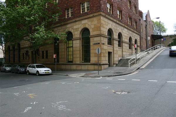 The Rocks - Gloucester St and Essex St (11/03/2013 1:05:59 PM)