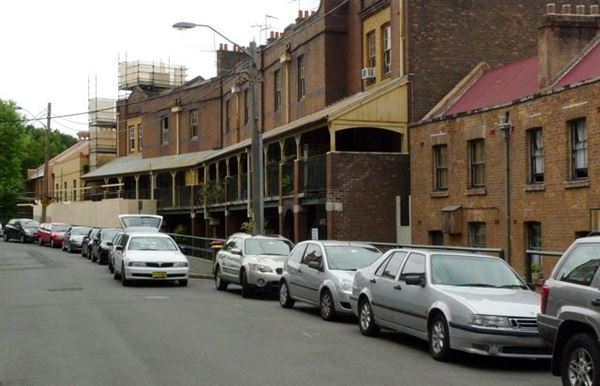 The Rocks - Gloucester St and Essex St (11/03/2013 1:07:03 PM)