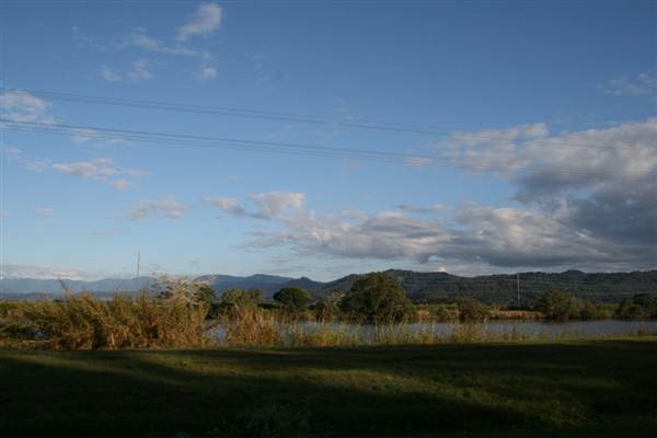 Tweed Valley 2 of 2 (11/03/2013 3:10:43 PM)
