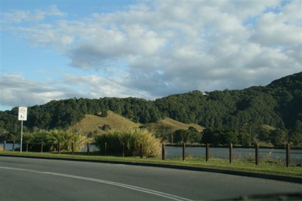 Tweed Valley 2 of 2 (11/03/2013 3:12:59 PM)