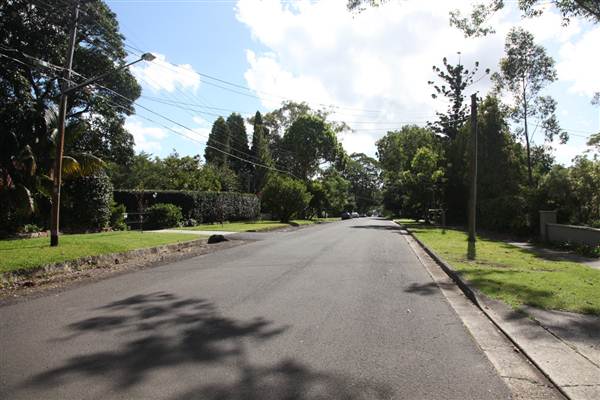 Braeside St - Pymble (13/03/2013)
