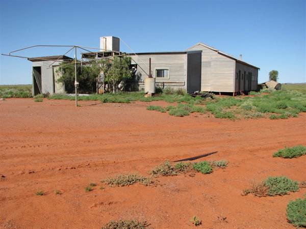 Farmcote Station - Broken Hill (26/04/2013)
