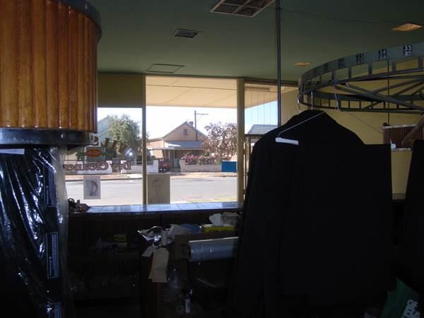 Wilson's Dry Cleaners (1/01/2009 - Credits: FBH)