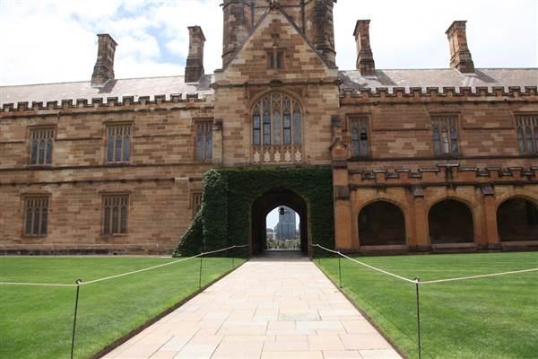 The Quadrangle Building - Sydney University (26/11/2013)