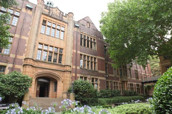 Old Teacher's College - The University of Sydney (27/11/2013)