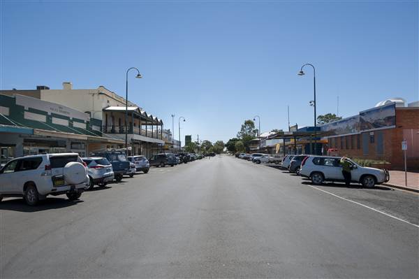 Bourke (11/12/2013)