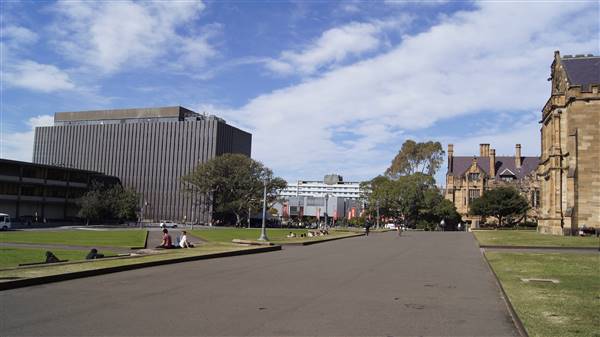 The Quadrangle Building - Sydney University (17/08/2015)