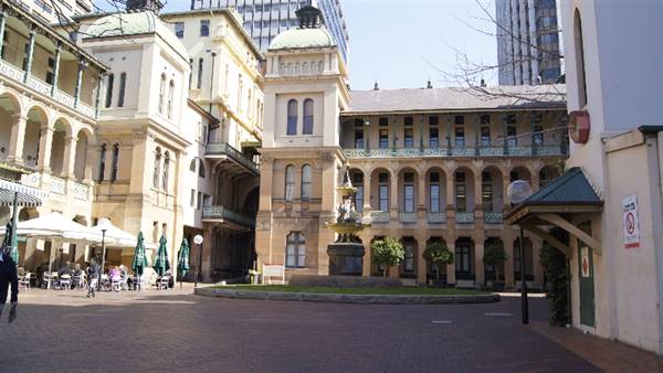 Sydney Hospital & Sydney Eye Hospital (20/08/2015 - Credits: Shannon Wheeler)