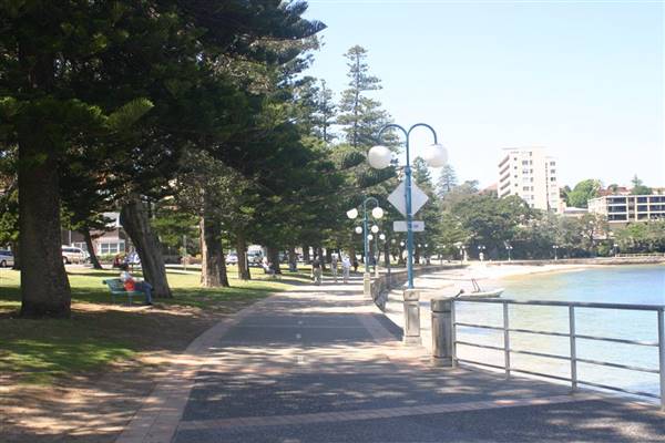 Manly Wharf (8/04/2008)