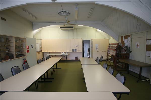 Cronulla School of Arts (8/02/2012 - Credits: Lisa Scope)