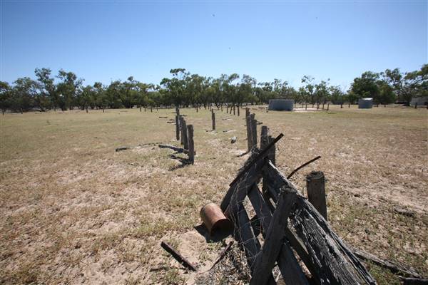 Bindara Station on the Darling - Period Homestead & Outbuildings (20/11/2015)