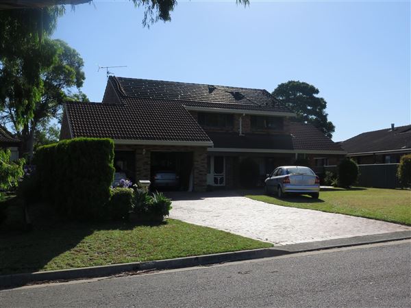 Kiama Downs neighbourhood - cul-de-sac 3 (7/12/2015)