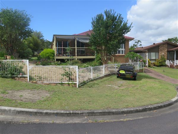 Helensburgh neighbourhood - cul-de-sac 1 (8/12/2015)
