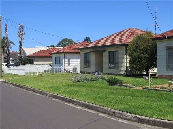East Corrimal neighbourhood (8/12/2015 - Credits: Peter Hicks)