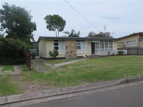North Narrabeen neighbourhood (9/12/2015 - Credits: Peter Hicks)