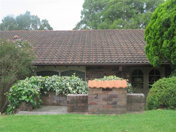 Mona Vale neighborhood (8/12/2015 - Credits: Peter Hicks)