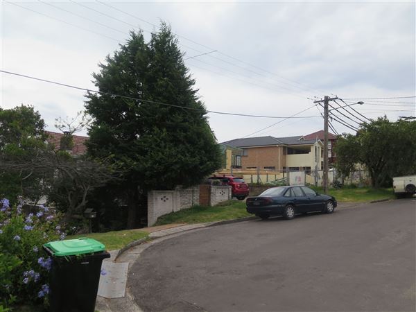 Manly Vale Neighbourhood (8/12/2015 - Credits: Peter Hicks)