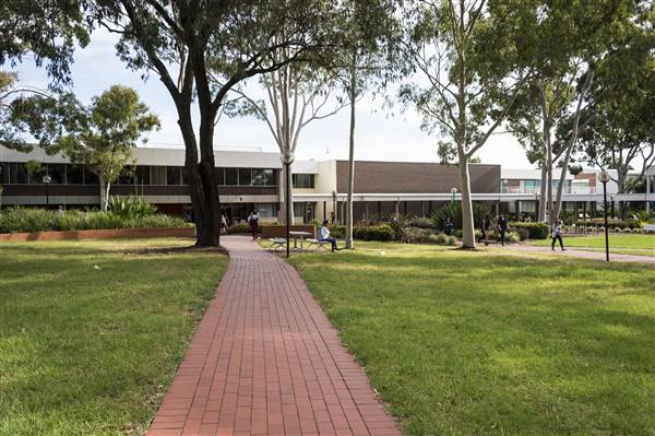 Building 1. University of Western Sydney (5/03/2016)