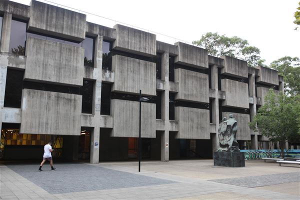 Macquarie University (16/03/2016)