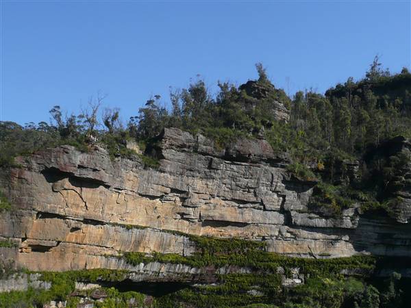BLUE MOUNTAINS AERIALS (5/07/2016 - Credits: Mary Barltrop)
