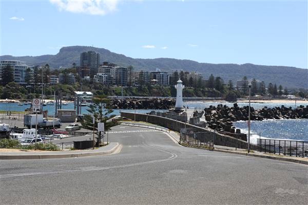 Wollongong - Foreshore and Wharf (26/10/2016 - Credits: John Harris)
