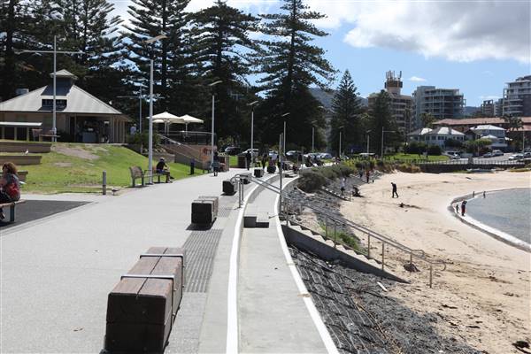 Wollongong - Foreshore and Wharf (26/10/2016 - Credits: John Harris)