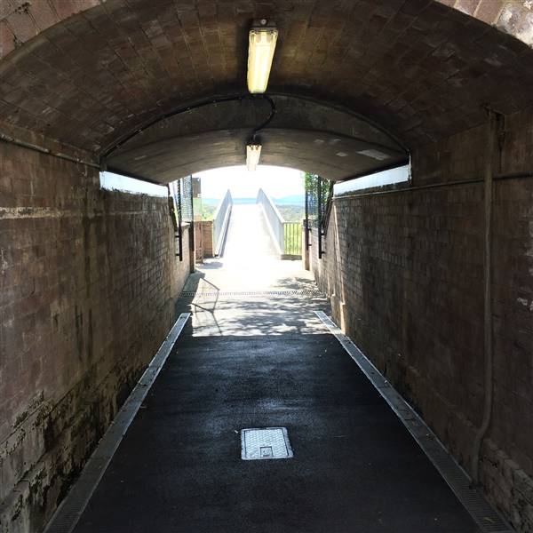 Woodford Railway Station (26/10/2016)