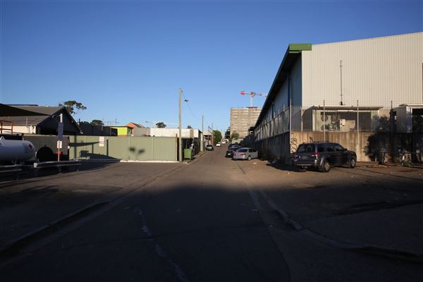 Homebush backroad/alleyway (28/04/2017 - Credits: Lisa Scope)