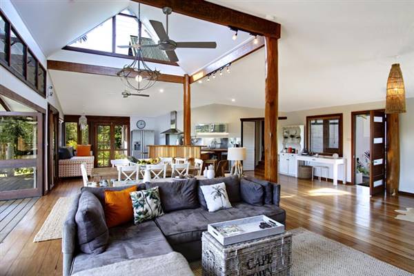 Private House - Bangalow (2/11/2016)