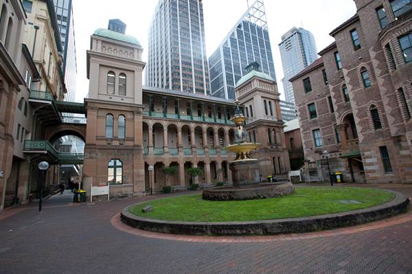 Sydney Hospital & Sydney Eye Hospital (17/12/2018 2:02:19 AM)