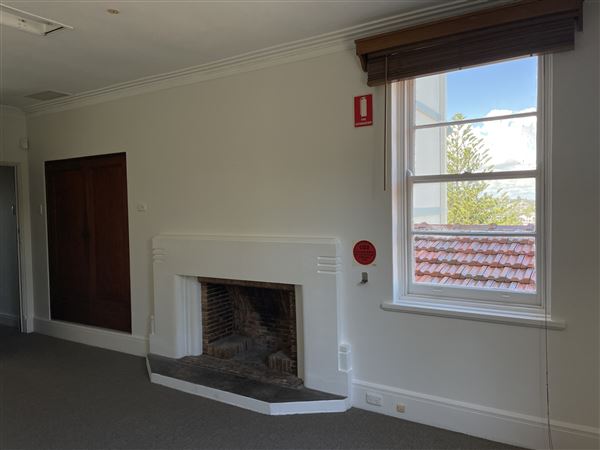 Gap Bluff Former Officers Mess Watsons Bay NPWS (1/10/2021 - Credits: Screen NSW Mechele Axford)