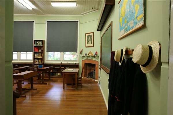 Western Plains Cultural Centre - 1950's classroom (11/05/2022 - Credits: Lisa Scope)