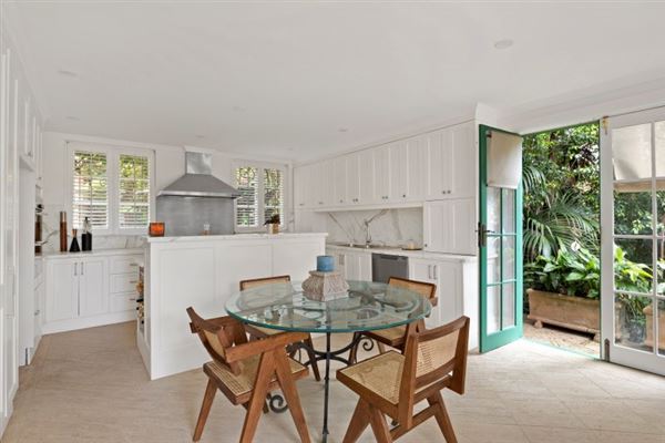 Private House - Rose Bay (12/03/2020 - Credits: submitted by: Julian Ginailhac)