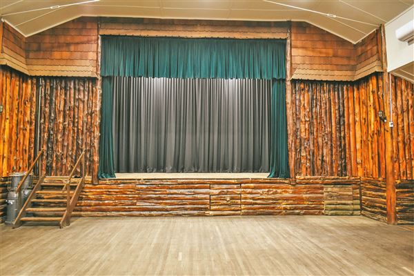 Gooloogong Log Cabin Hall (15/06/2023 - Credits: Emma Boland Photography)